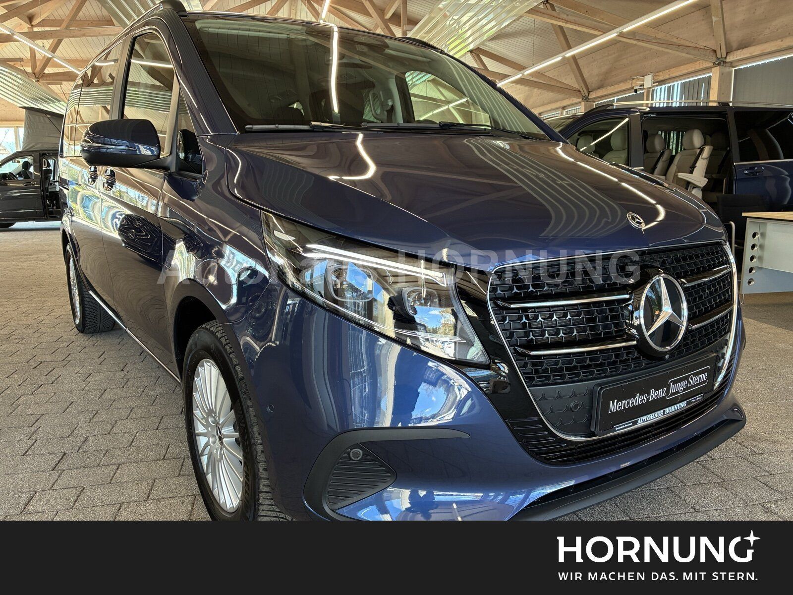 MERCEDES-BENZ V 220 d 4MATIC STYLE Kompakt STHZ*AHK2500*7SITZE