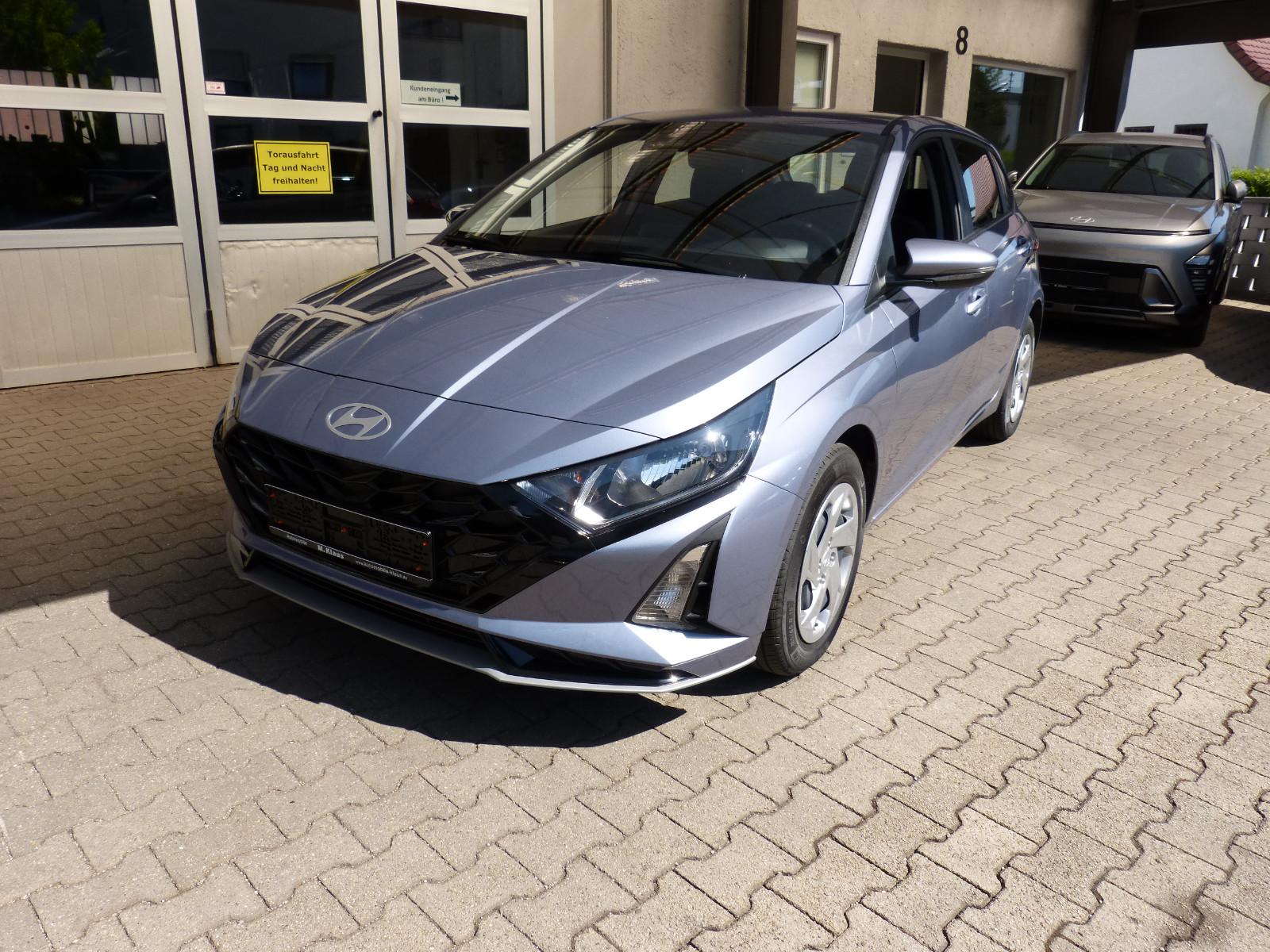 Hyundai i20 NAVI APPLE SHZ LHZ KAMERA