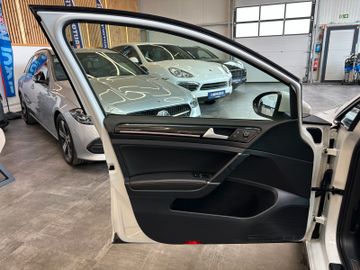 Volkswagen Golf VII Lim. GTI BMT *BiXenon*Navi*ACC*Kamera*