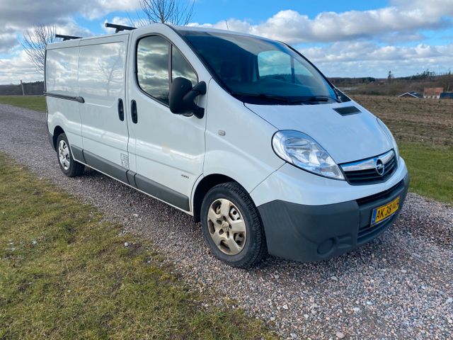 Opel Vivaro 2.0 CDTI Lang 114PS *A/C *6600 netto*