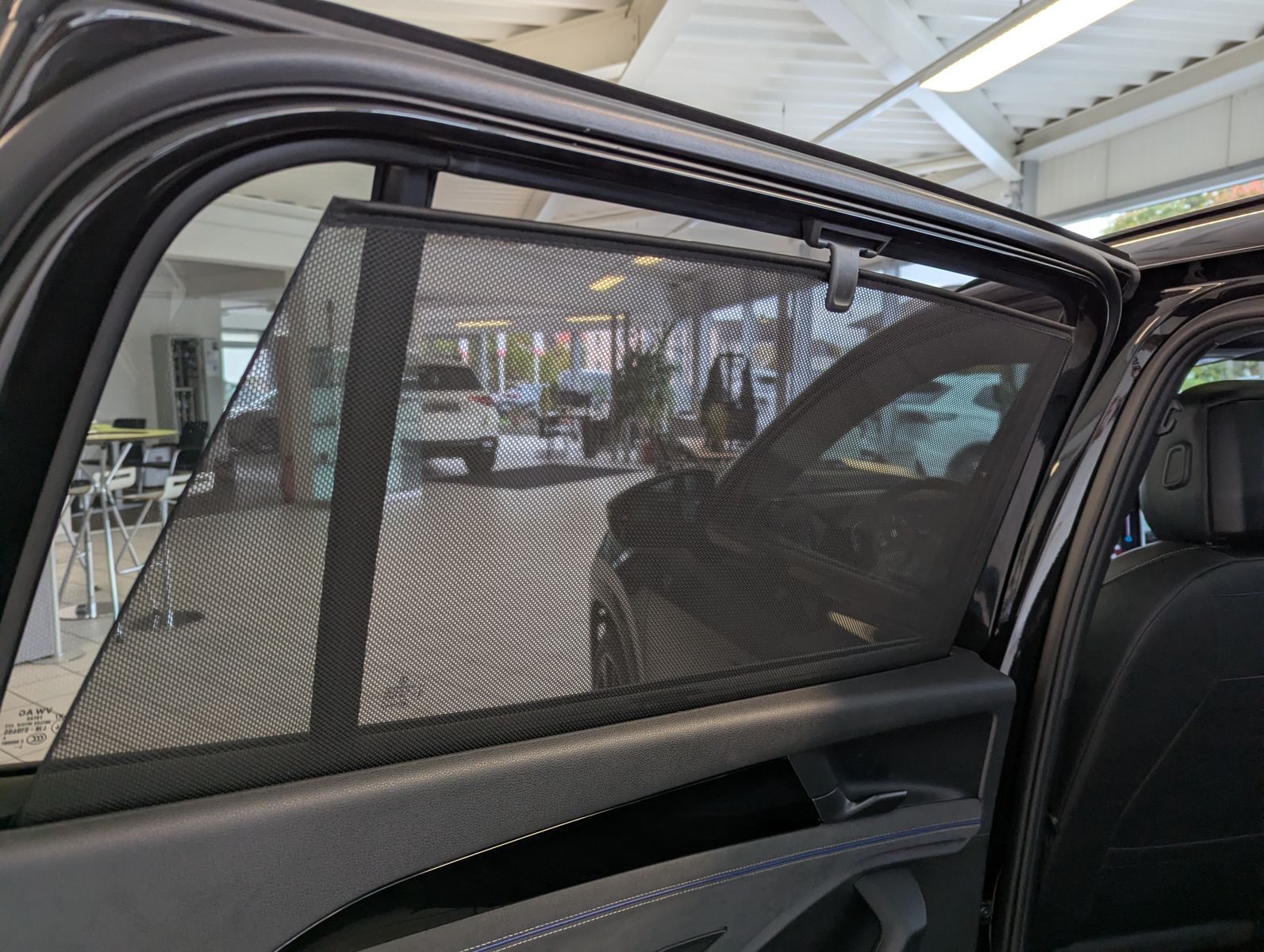 Fahrzeugabbildung Volkswagen Tayron 2.0 R-Line Leder Launch Pano Matrix AHK