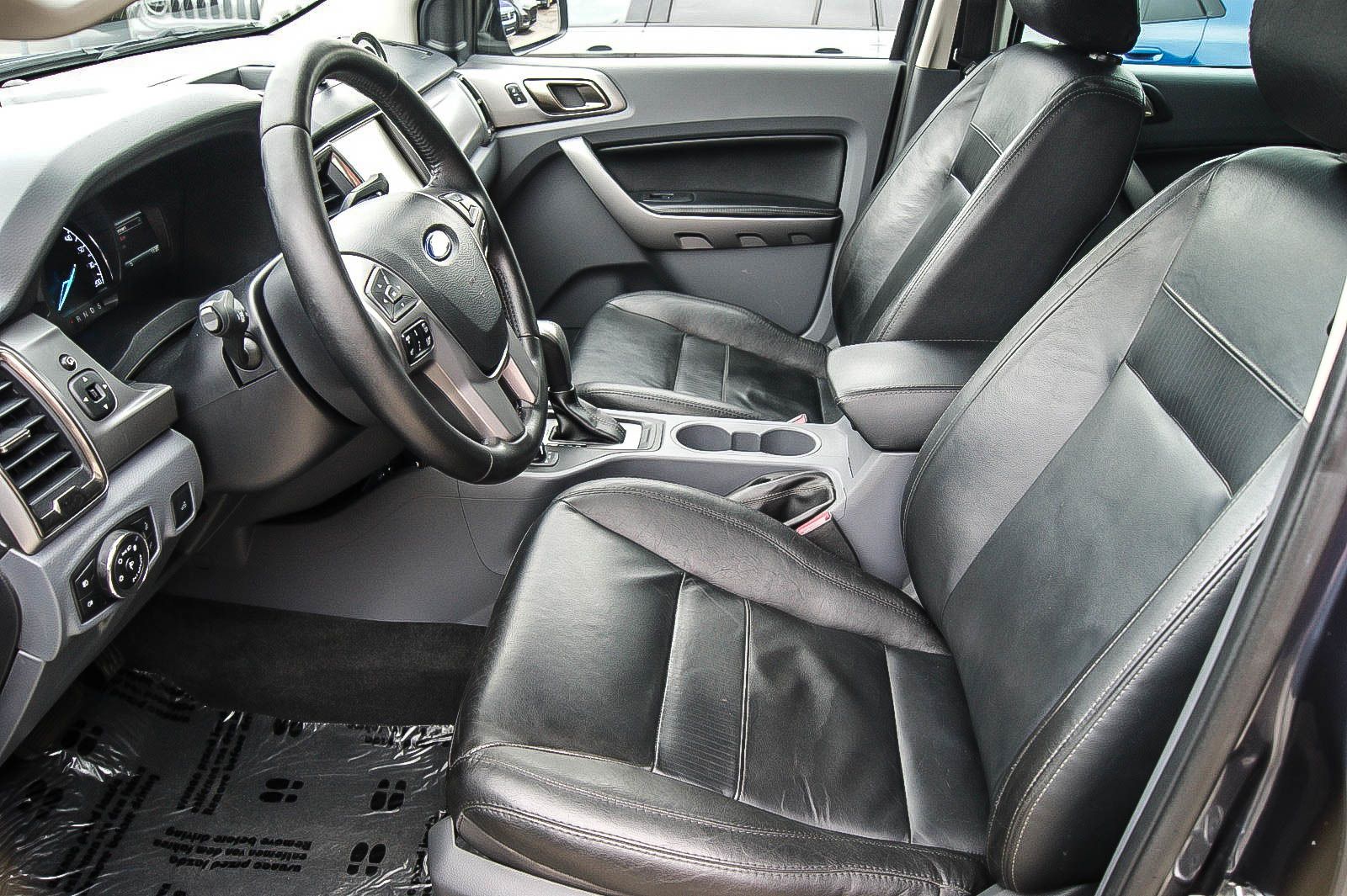Fahrzeugabbildung Ford Ranger Limited 2.2 Doka 4x4 HARDTOP OFFROAD AHZV