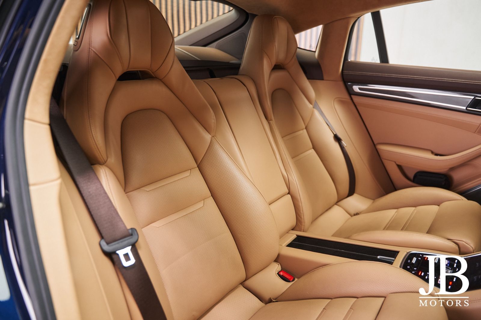 Fahrzeugabbildung Porsche Panamera Turbo S E-Hybrid Burmester 360° TV