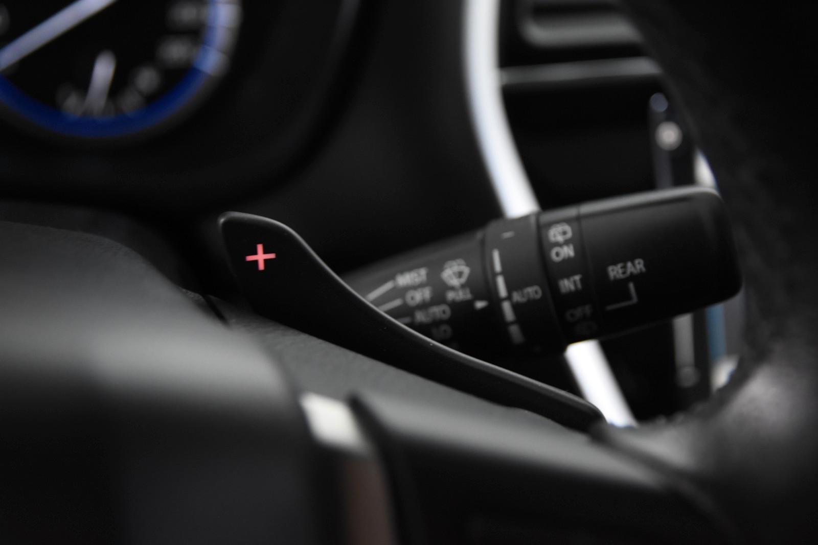 Suzuki (SX4) S-Cross  Automatik *Navi*Pano.*AHK*SHZ*