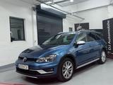 Volkswagen Golf TDI 4MOTION Alltrack AHK Kamera Navi 1.Hand