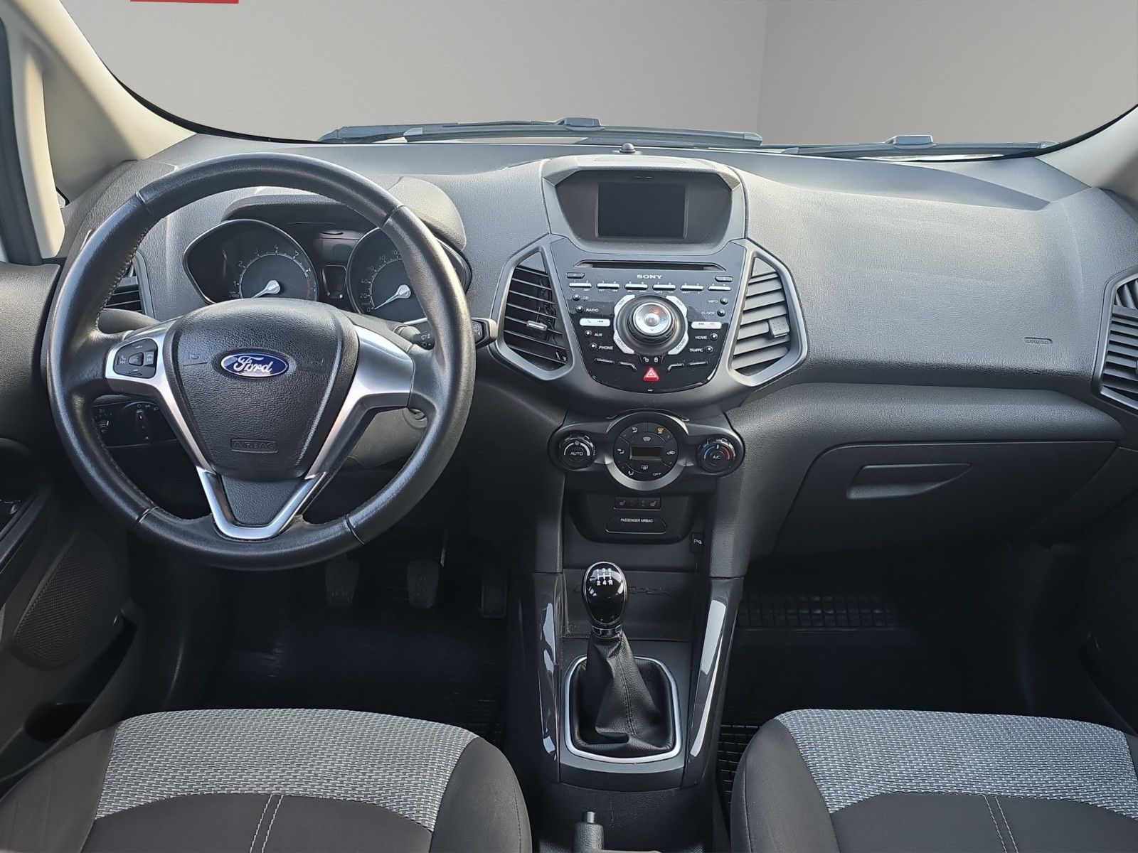 Fahrzeugabbildung Ford EcoSport Trend/KLIMA/RÜCKFAHRKAMERA