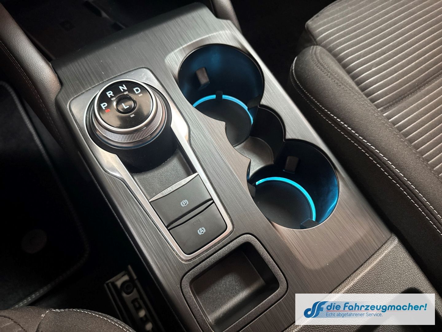 Fahrzeugabbildung Ford Focus Turnier Titanium X Sportpaket AHK-abnehmba