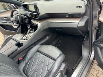 Fotografie 13 des Peugeot 3008 GT AT / AHK / NAVI / Ganzjahr
