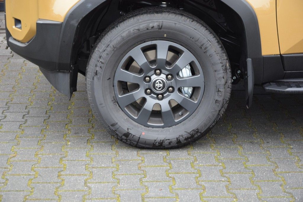 Toyota Land Cruiser 2.8 D-4D 5DRS *FIRST EDITION* A/... imagem 3