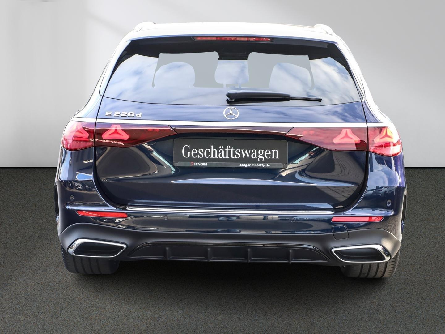 Mercedes-Benz E 220 d T AMG Night Digital-Light Ambiente AHK
