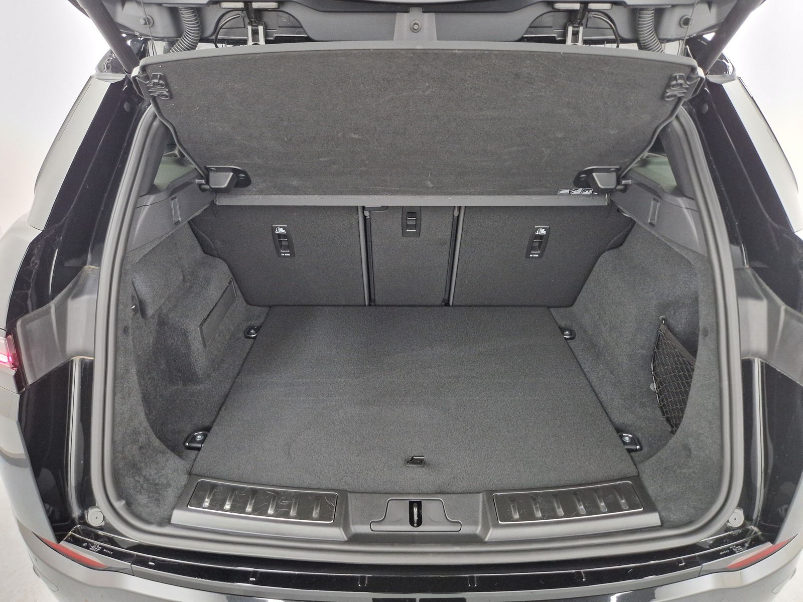 LAND ROVER Range Rover Evoque 2.0 DieselD200 Dynamic SE – Bild 11