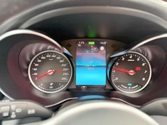 MERCEDES-BENZ GLC 200 4MATIC/PANO/AHK/J.STERNE GA/KAMERA/MBEAM