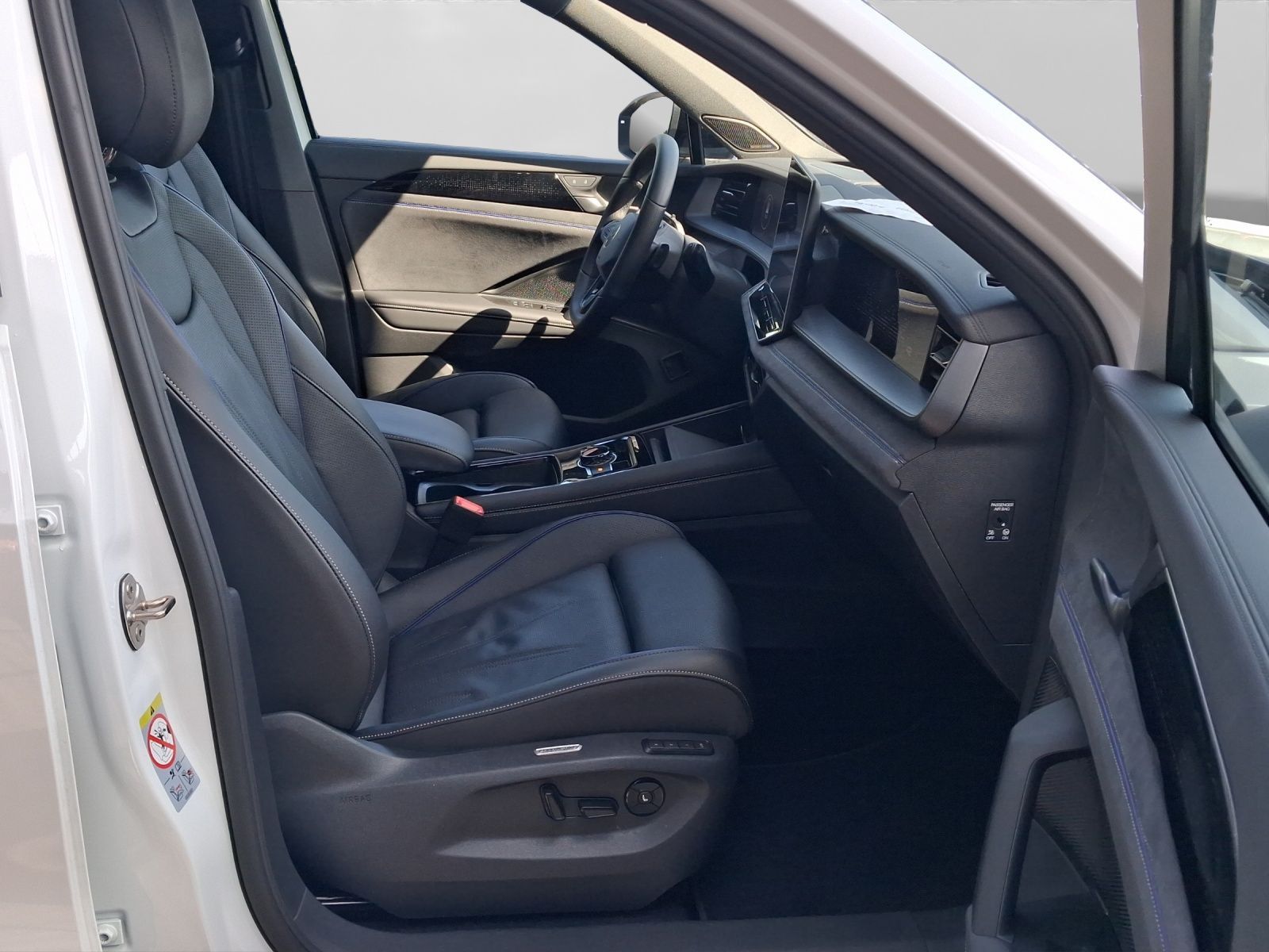 Volkswagen Tayron eHybrid R-LINE BLACK LEDER PANO LM20 H K foto 4