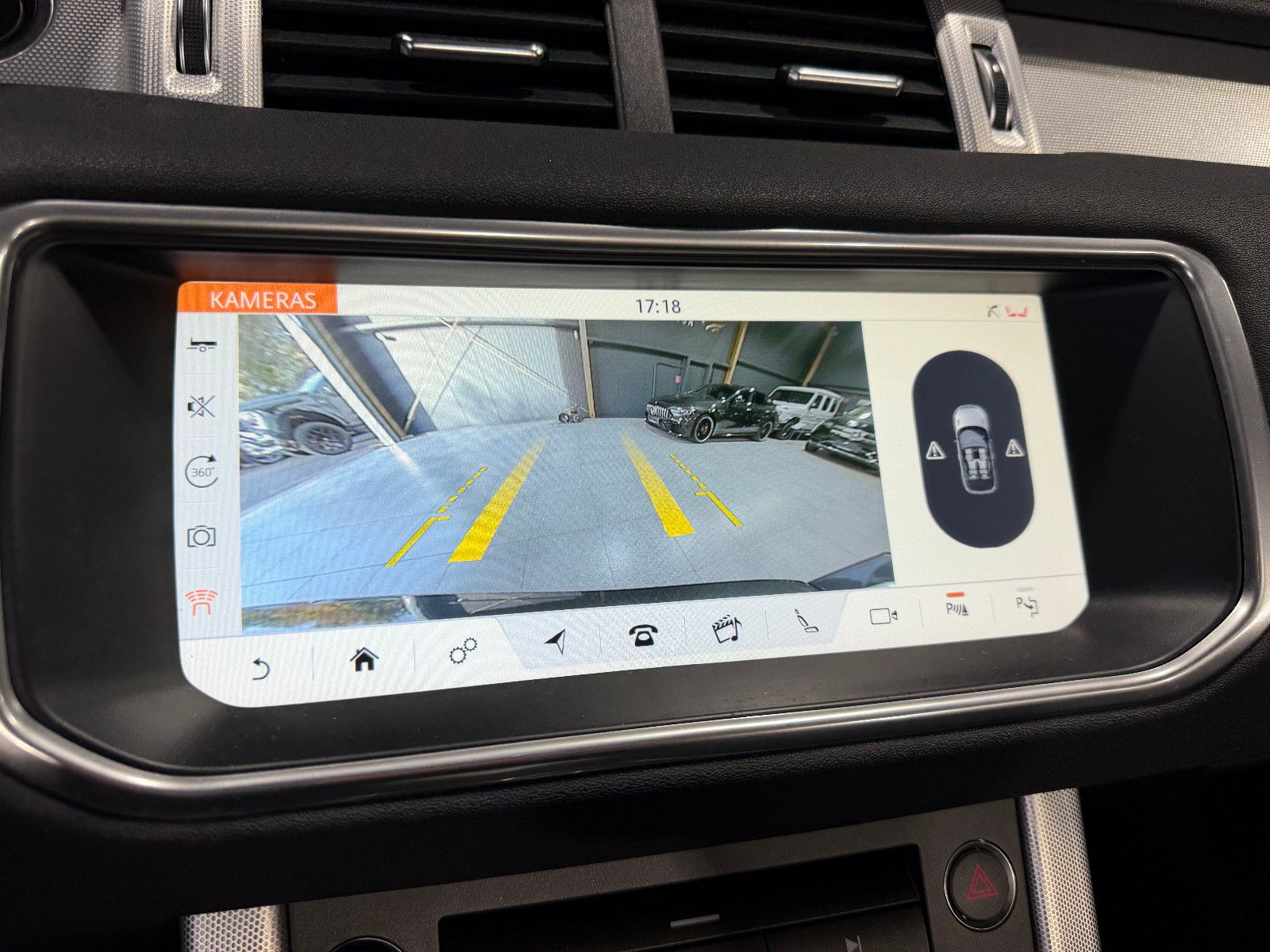 Fahrzeugabbildung Land Rover Cabriolet HSE Dynamic/360'KAM/LED/LEDER/NAVI/HUD