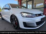 Volkswagen Golf GTI VII Lim. Performance Automatik Navi AHK - Volkswagen aus 2013: GTI