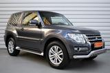 Mitsubishi Pajero 3.2 DI-D Diamant Edition+Kamera+SHZ+AHK - Mitsubishi Pajero mit Diesel-Antrieb: 3.2