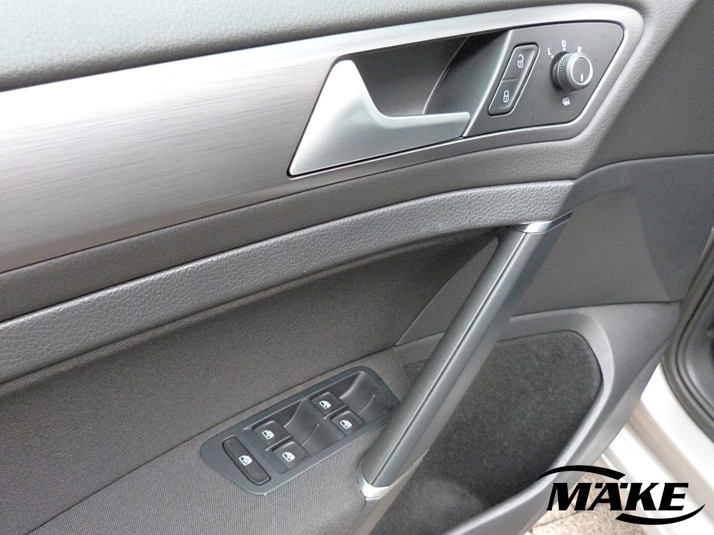 Golf e-Golf, CCS-Ladedose, Wärmepumpe, Navigatio