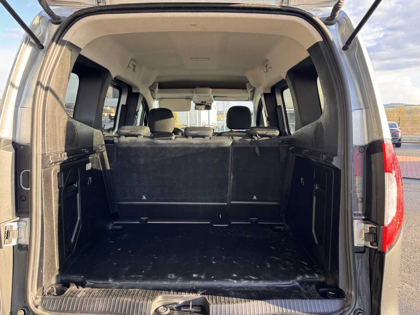Fahrzeugabbildung Mercedes-Benz Citan 110 CDI Tourer Klima AHK Kamera MBUX Tempo