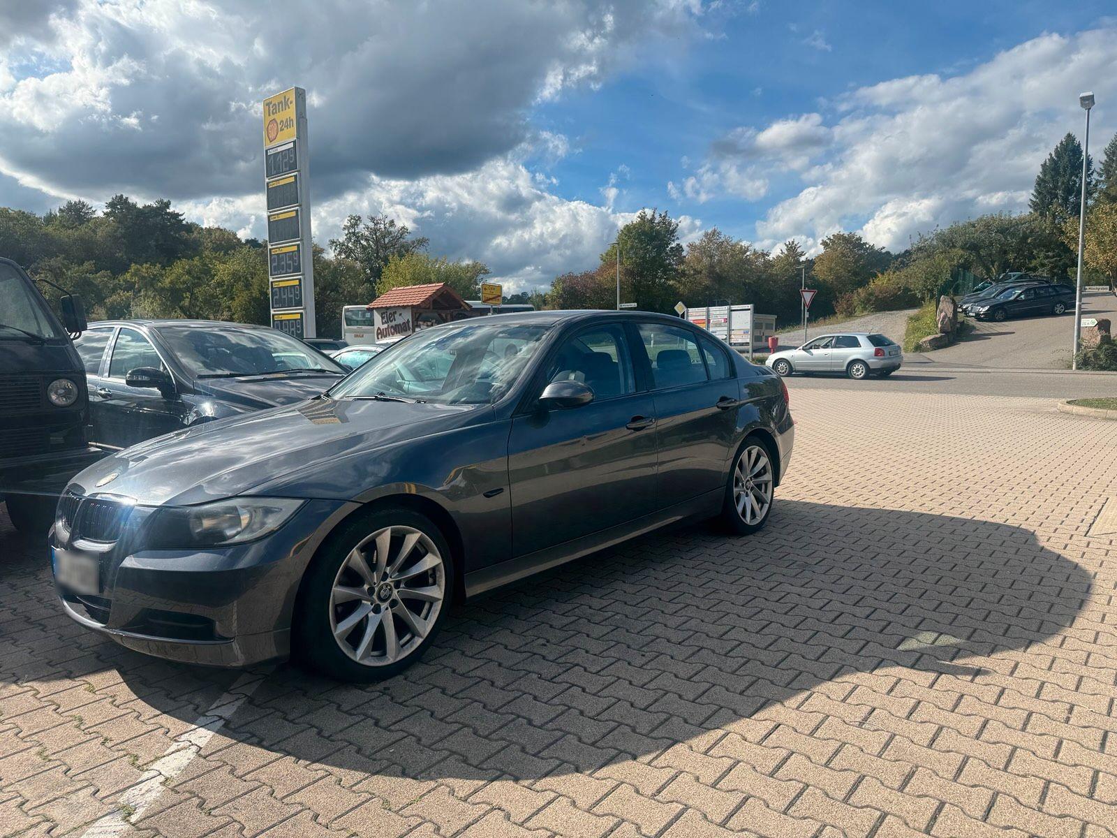 BMW 320