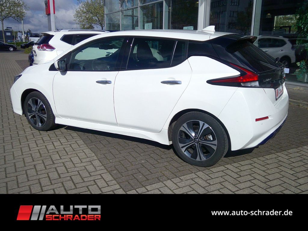 Nissan Leaf 40 kWh N-Connecta imagem 2