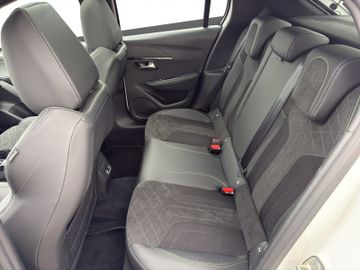 Peugeot 208 e GT Pack 136 50kWH Navi+RFK+SHZ+Carplay+Pan