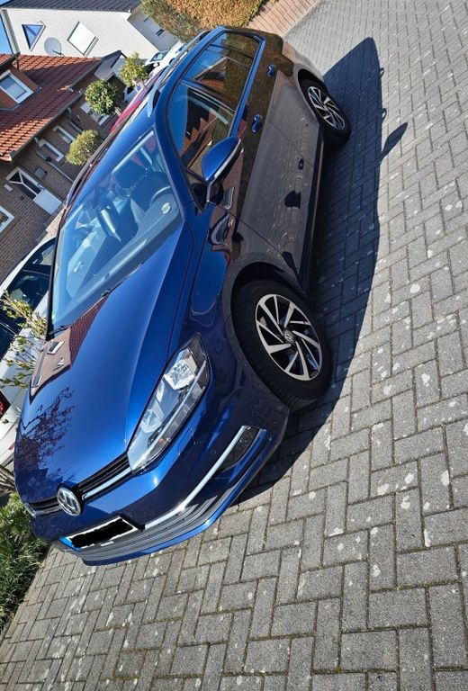 Image of Volkswagen Golf