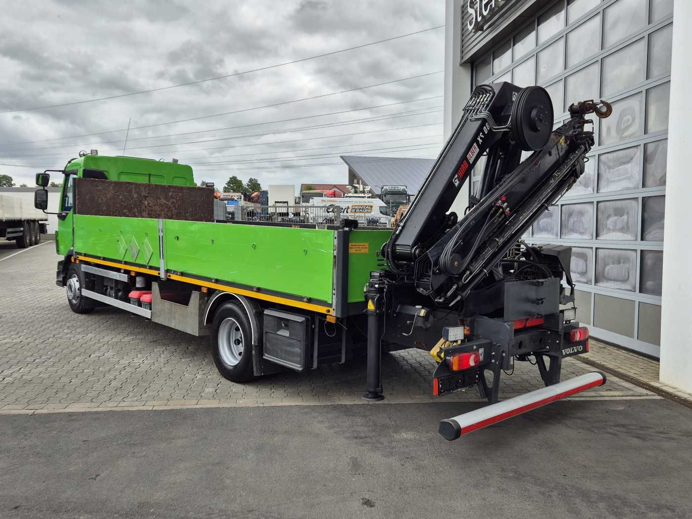 Fahrzeugabbildung Volvo FL 42 R Kran Hiab XS 088 Funk bis 14 m! Kamera