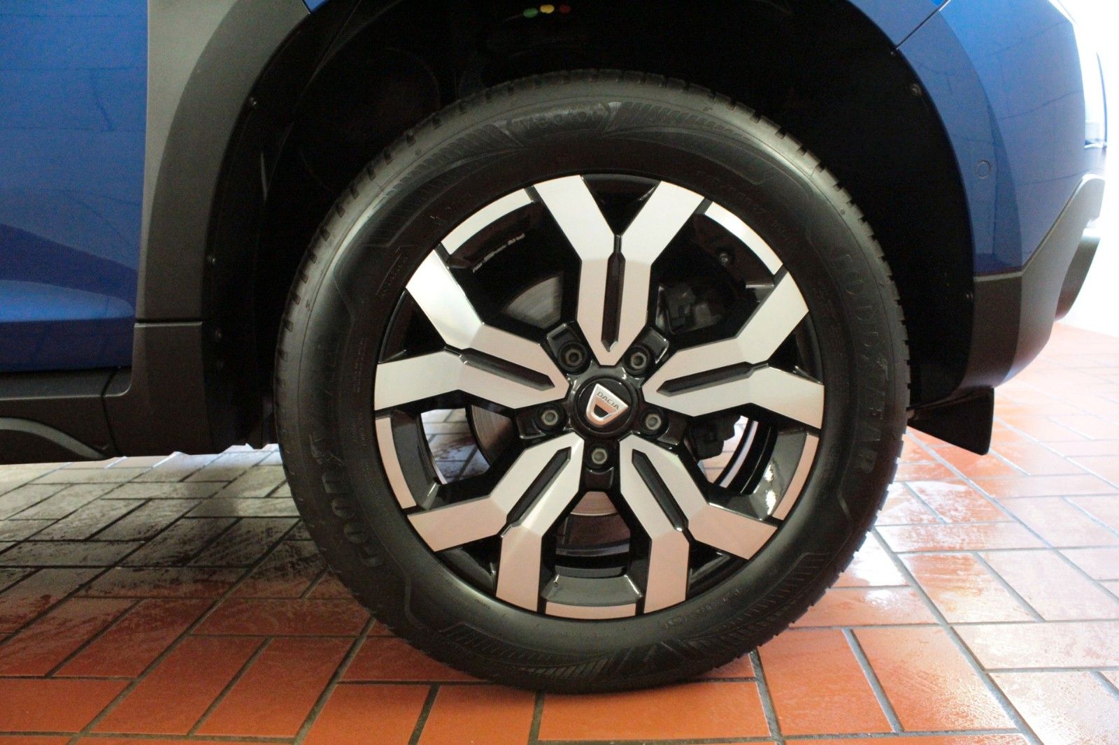 Fahrzeugabbildung Dacia Duster TCe 150 4x4 Prestige  Allrad