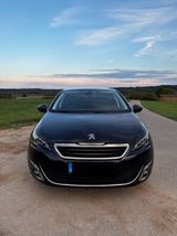 Peugeot 308 BlueHDi FAP 150 EAT6 Allure *Navi*Glasdach* - Peugeot 308: 150
