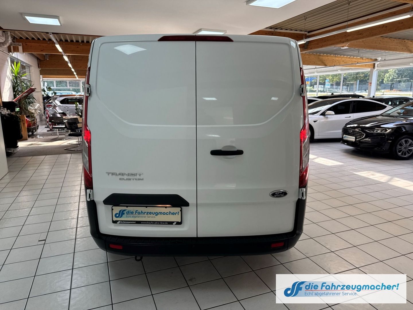 Fahrzeugabbildung Ford Transit Custom Kasten Werkstatt 280 L1 2.0 TDCi