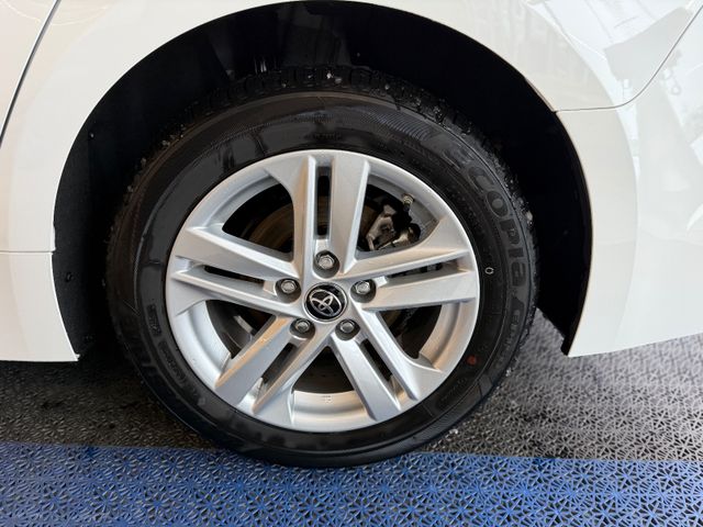 Toyota Corolla Touring Sports Hybrid Business Edition