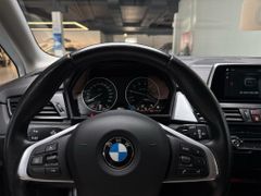 BMW 220 Active Tourer Advantage Park-Assistent Navi 