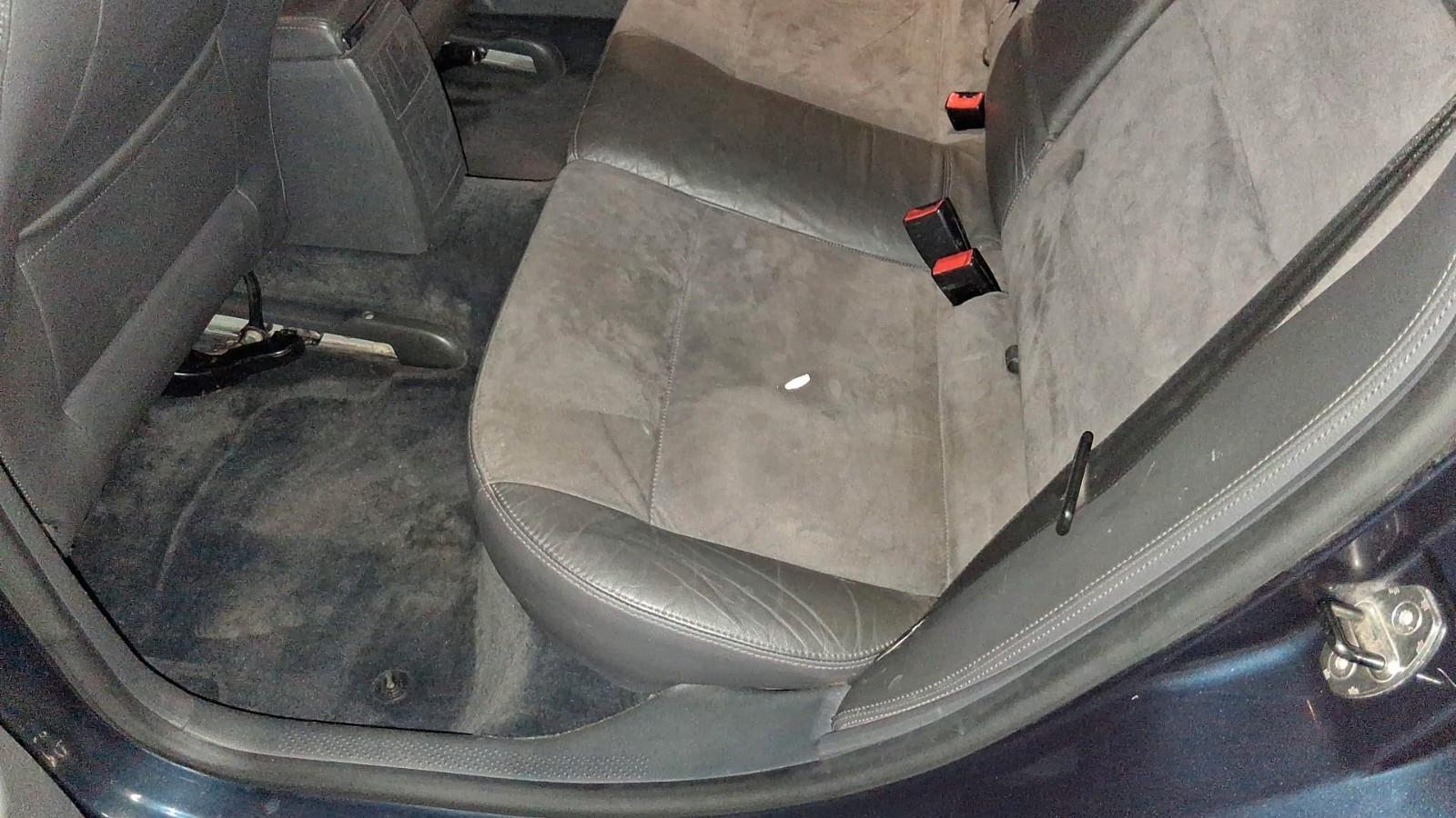 Volkswagen Passat 2004 — photo 12