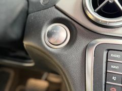 MERCEDES-BENZ CLA 220 4MATIC/SB/PANO/DISTRONIC+ MERCEDES-BENZ CLA 220 4MATIC/SB/PANO/DISTRONIC+