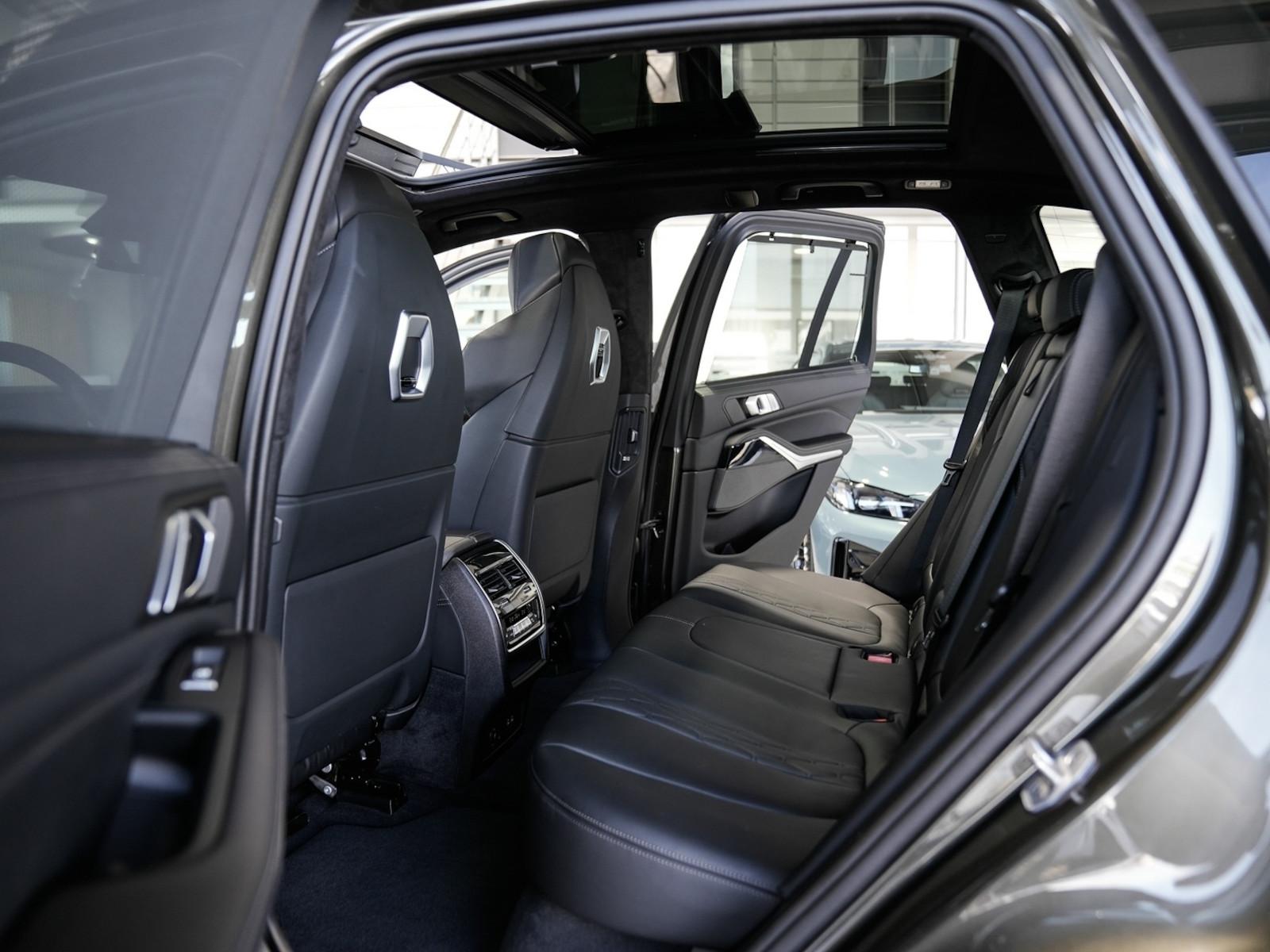 BMW X5 xDrive30d M Sport M-Sitze Belüftung 360K AHK