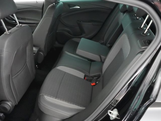 Astra K LIM. ELEGANCE TURBO+NAVI 4.0+FRONTKAMERA