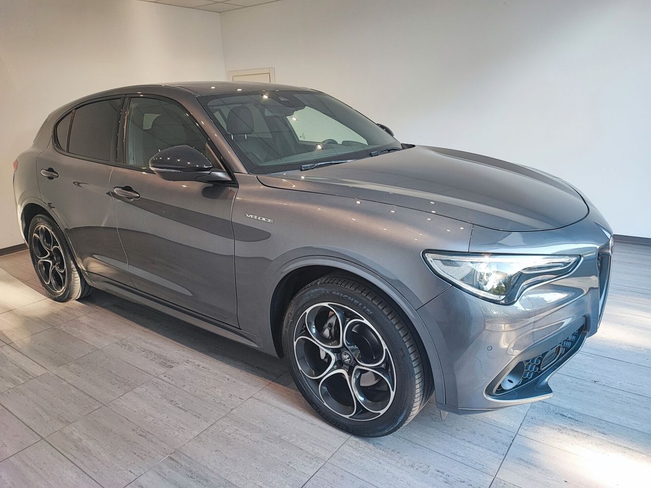 Alfa Romeo Stelvio 2.2 Turbodiesel AT8 Q4 Veloce imagem 3