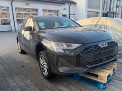 AUDI A3 Sportback 30 TFSI/ CARPLAY/ AMBIENTE/ DAB AUDI A3 Sportback 30 TFSI/ CARPLAY/ AMBIENTE/ DAB