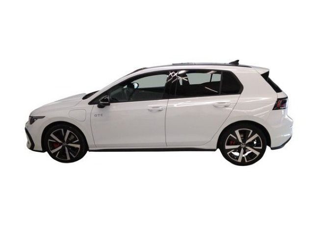 Volkswagen Golf VIII 1.5 DSG GTE Navi IQ.Light ACC DigCockp foto 3