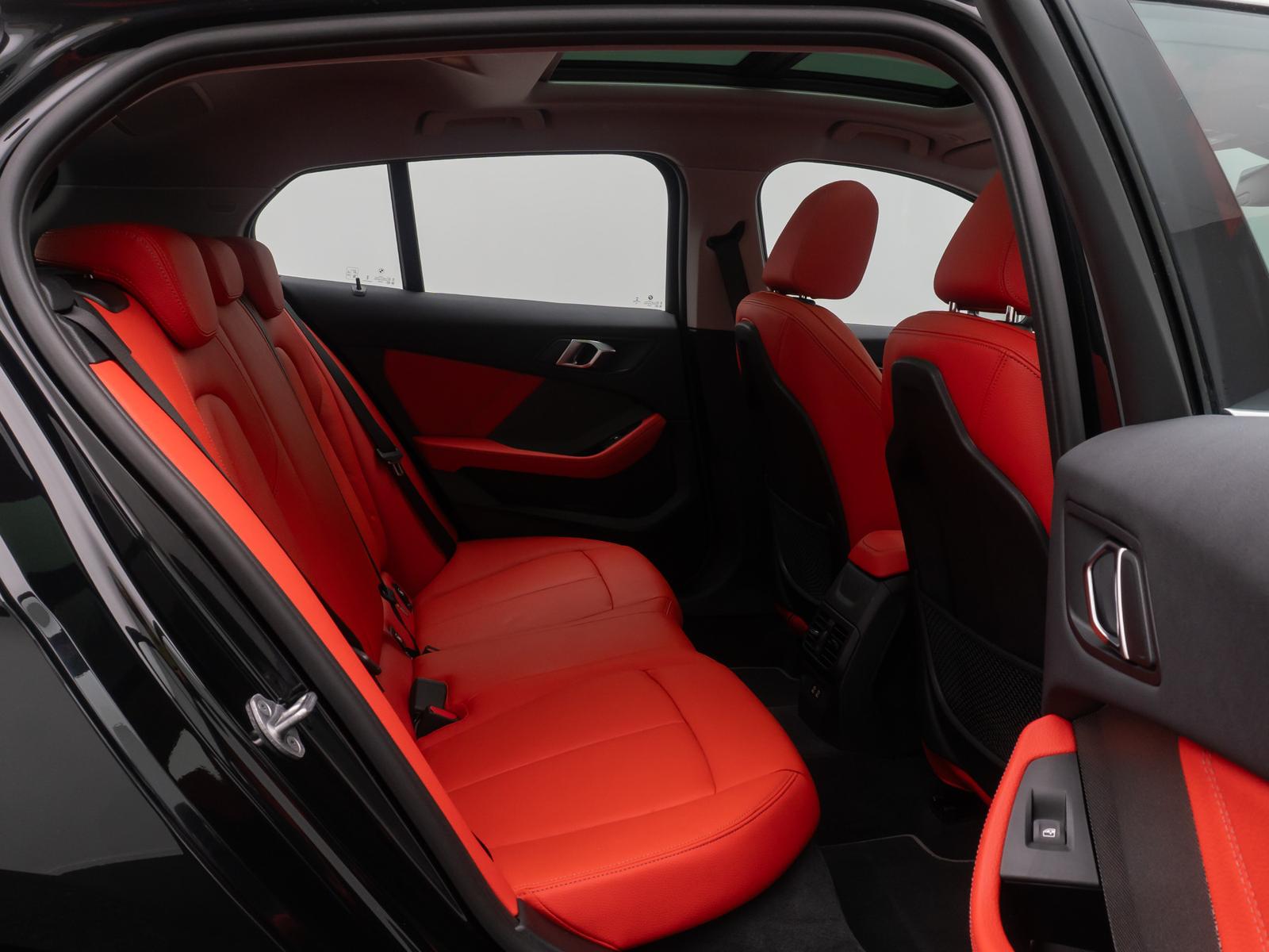 BMW 1 Series i SportLine H/K HUD DAB Kamera Panorama Leder, миниатюра 26