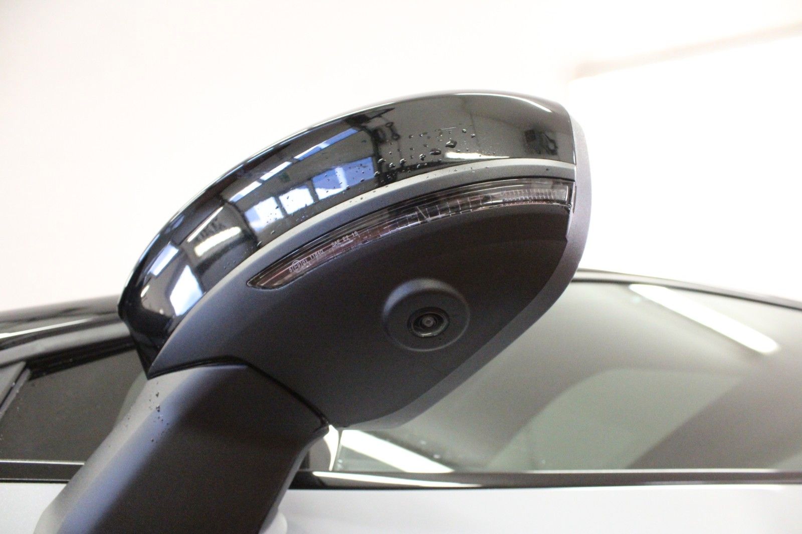 Fahrzeugabbildung Renault Captur Full Hybrid 160 E-Tech Esprit Alpine