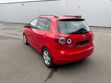 Volkswagen Golf - 2