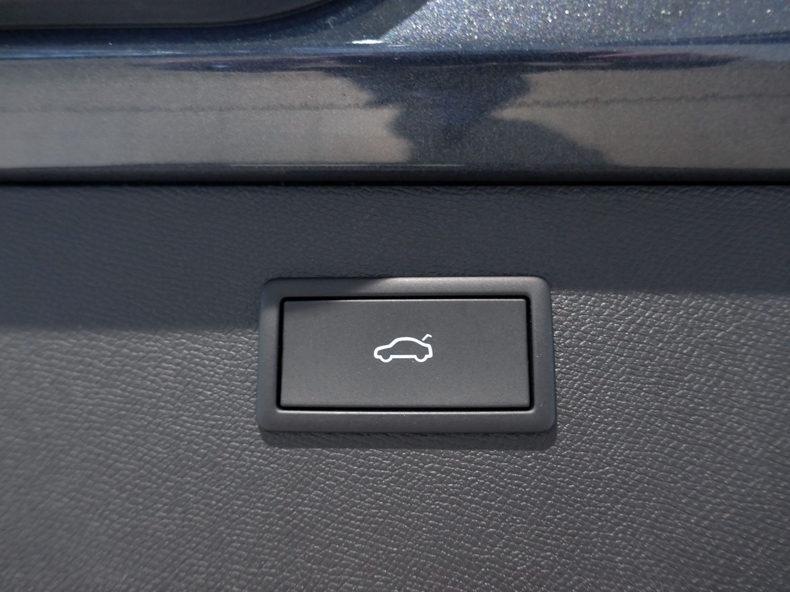 Fahrzeugabbildung CUPRA Formentor 2.0 TDI | LED AHK RFK ACC Navi App