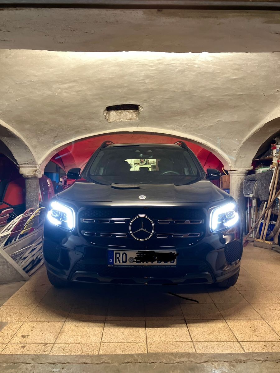 MERCEDES-BENZ GLB 200 d 4MATIC DCT -