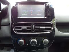 Fahrzeugabbildung Renault Clio Grande Intens PDC