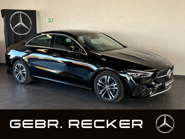 MERCEDES-BENZ CLA 180 Coupé Advanced LED Kamera Lkrdhzg. Navi