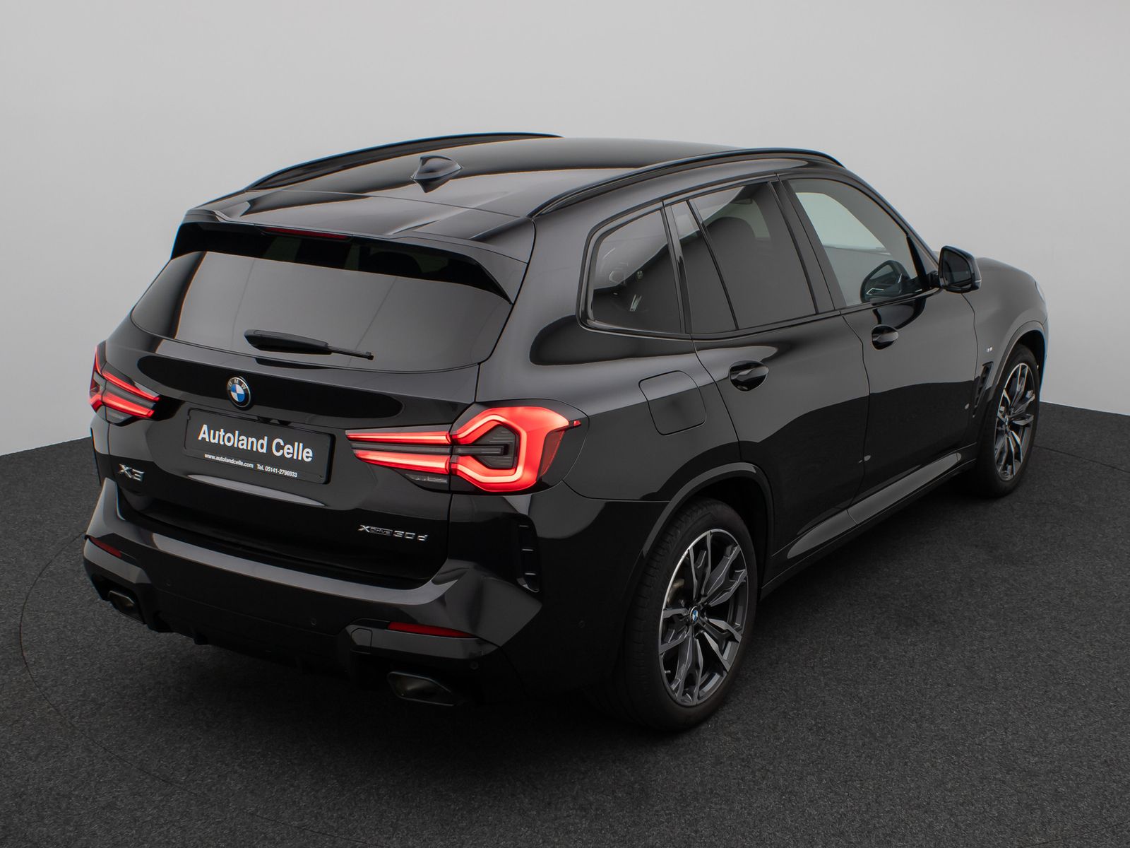 Fahrzeugabbildung BMW X3 xD30d M Sport Kamera Laser DAB HiFi AHK 20"