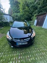 Hyundai i40 2011 1.6 Benzin - gebrauchte Hyundai i40 aus dem Jahr 2011