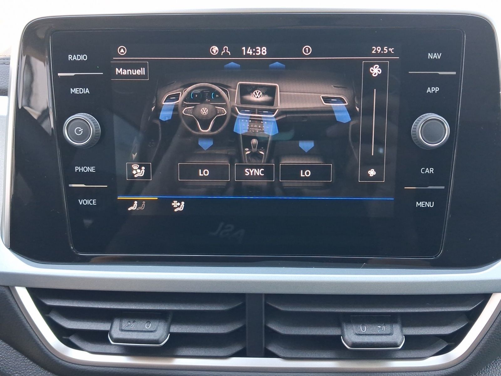 Volkswagen T-Roc - Bild 14