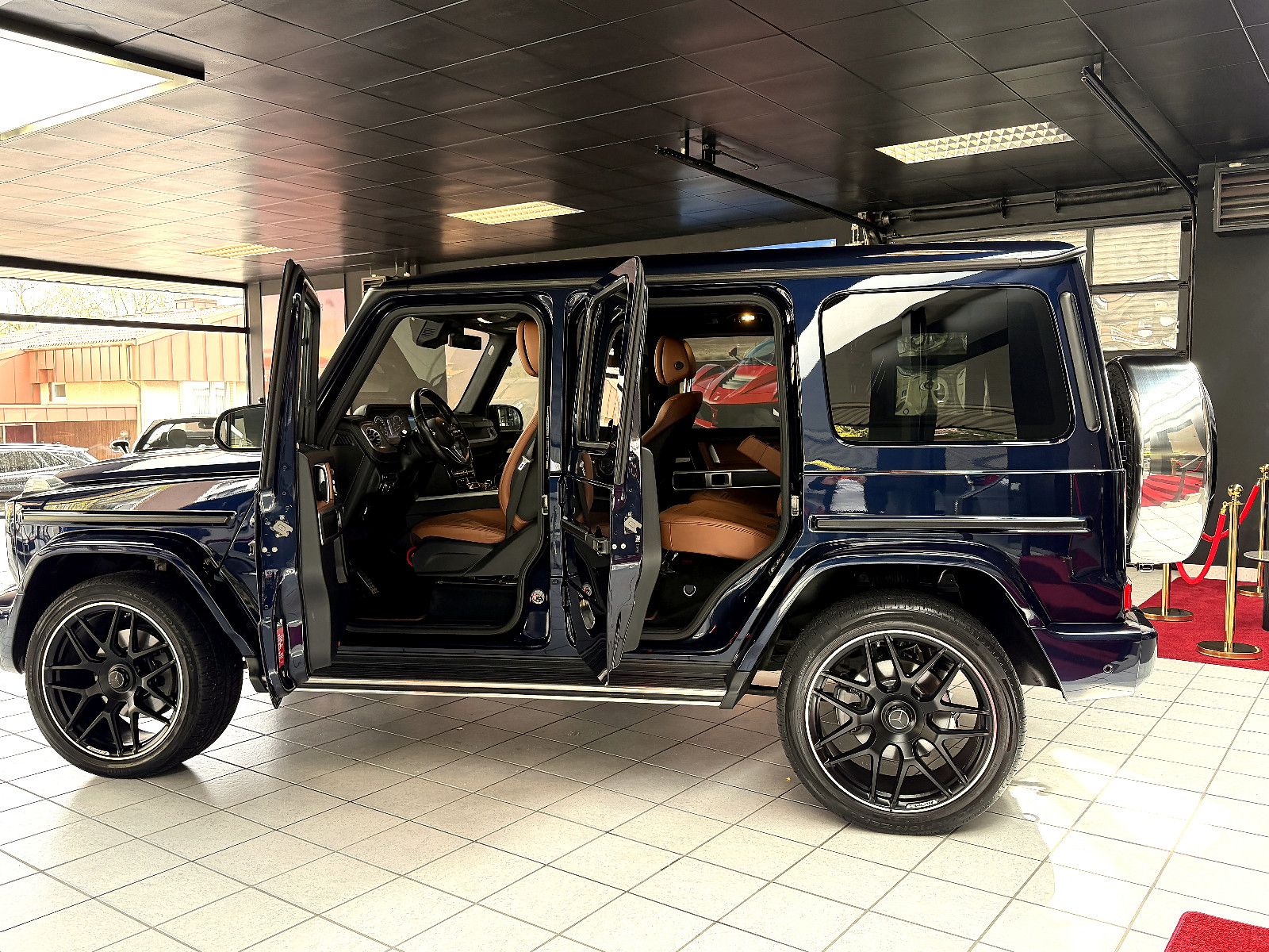 Fahrzeugabbildung Mercedes-Benz G 500 /AMG/22''ALU/AMBIENTE/360°KAM/STANDHEIZUNG